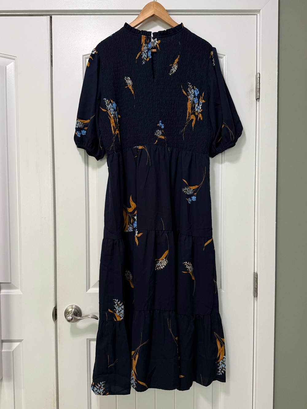 Sugarlips Plus Size Dusk Bloom Floral Smocked Midi Dress 2X - Picture 7 of 11